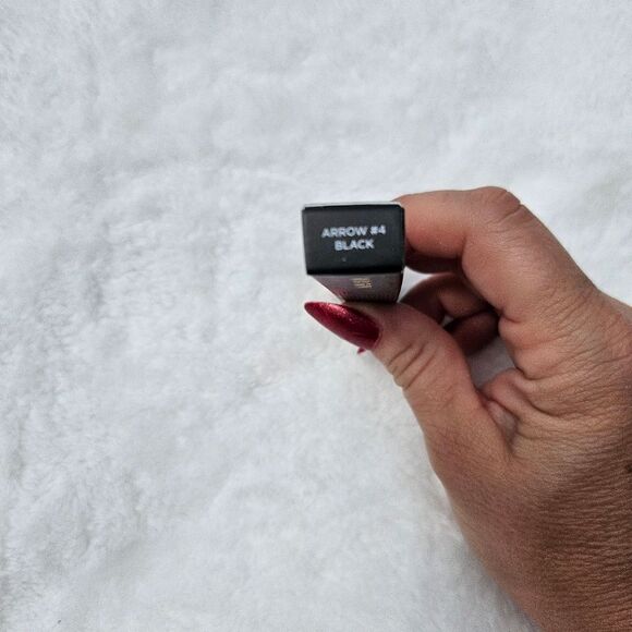 NABLA Cupid's Arrow Longwear Stylo in black - Picture 3 of 3